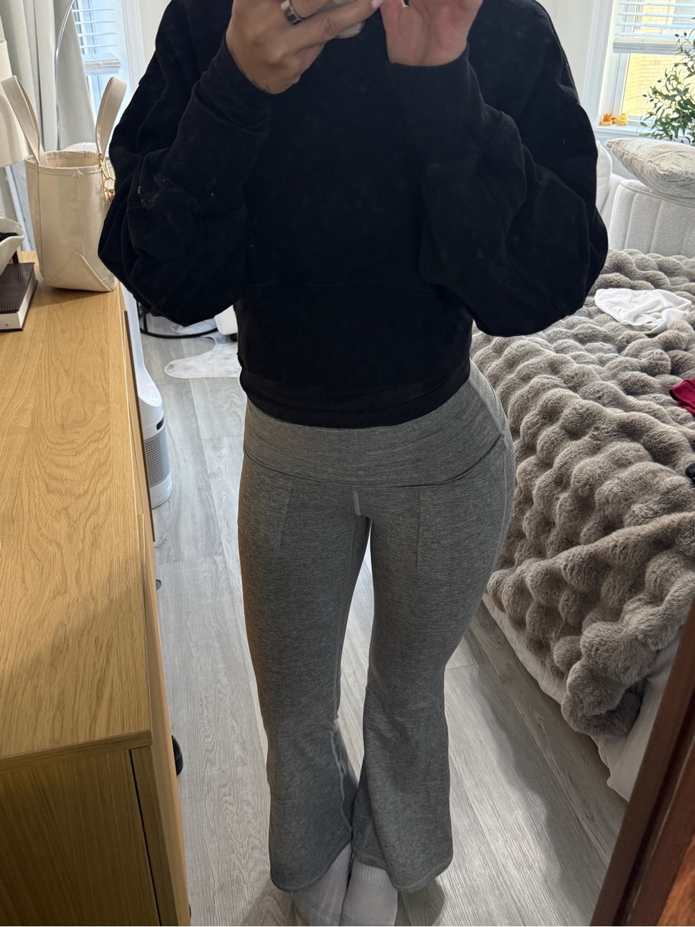 Gray flare Aerie Yoga Pants | size M